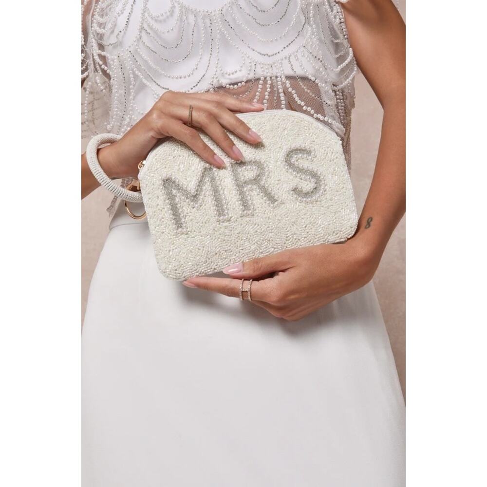 NWOT Lulus Mrs Moment Ivory Beaded Pearl Wristlet Bag